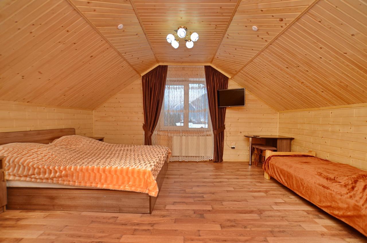 Apart-Hotel Orlan Mykulychyn Exterior photo