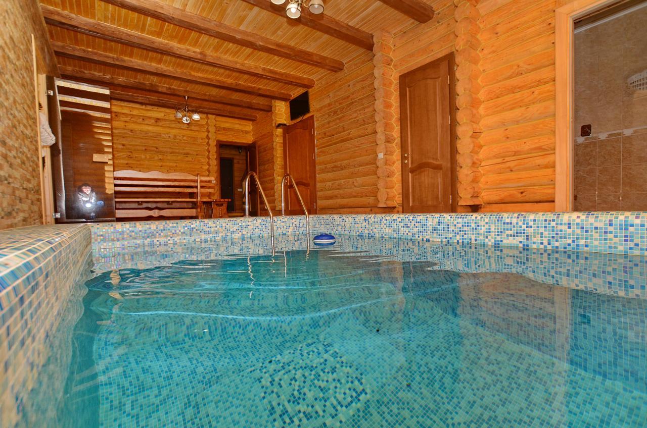 Apart-Hotel Orlan Mykulychyn Exterior photo
